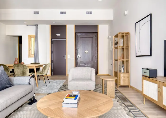 Blueground El Born Nr Port Vell Bcn-59 شقة *